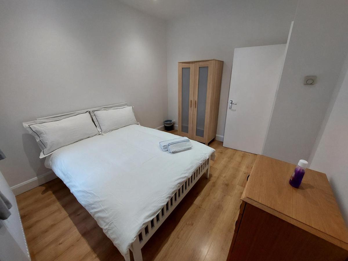 Cosy North Kensington Family Apartment For 4 Persons - Children Stay Free Londra Oda fotoğraf