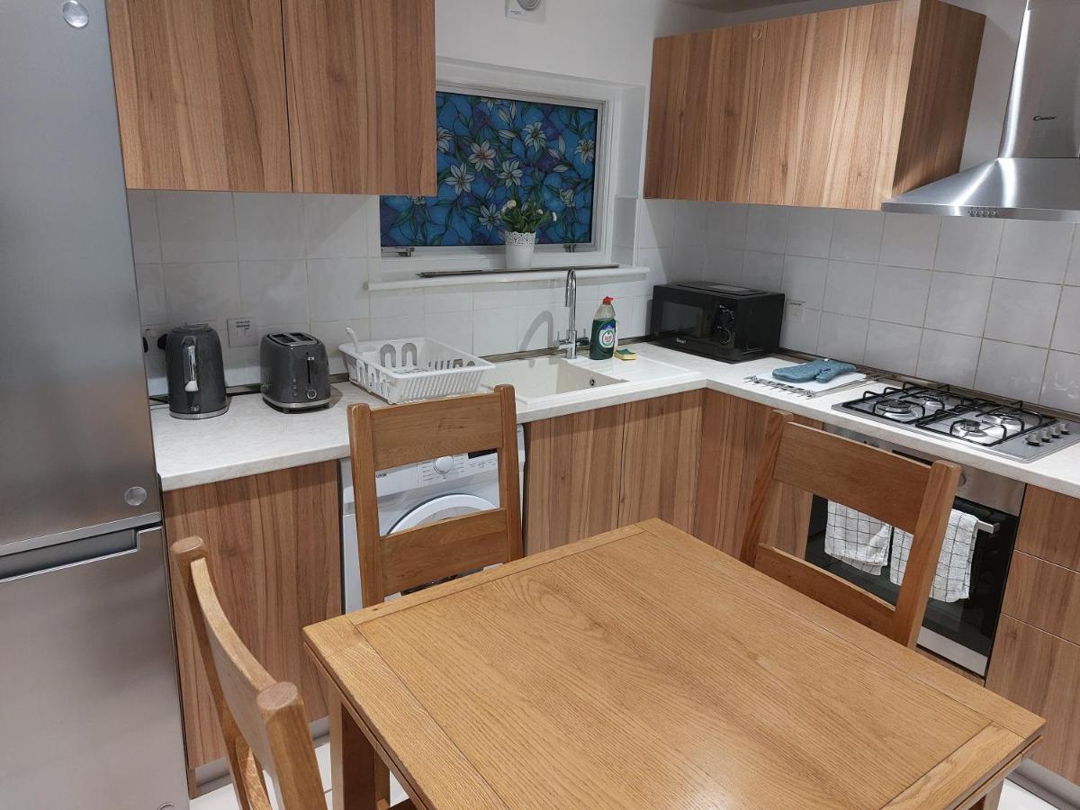 Cosy North Kensington Family Apartment For 4 Persons - Children Stay Free Londra Dış mekan fotoğraf